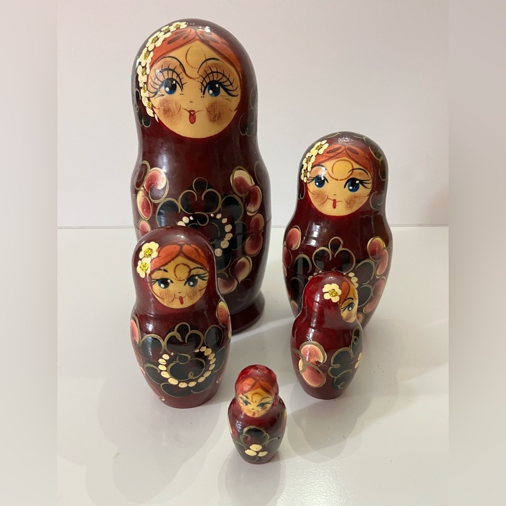 Handcrafted Nesting Dolls 5 Piece Set